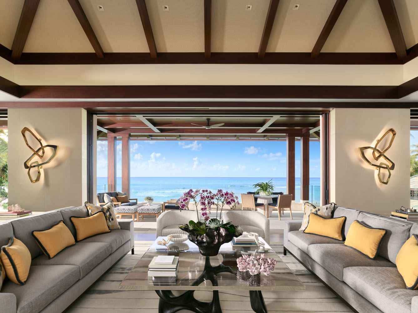 Renovating a modern island retreat in Hawaii once owned by actor Jim ...